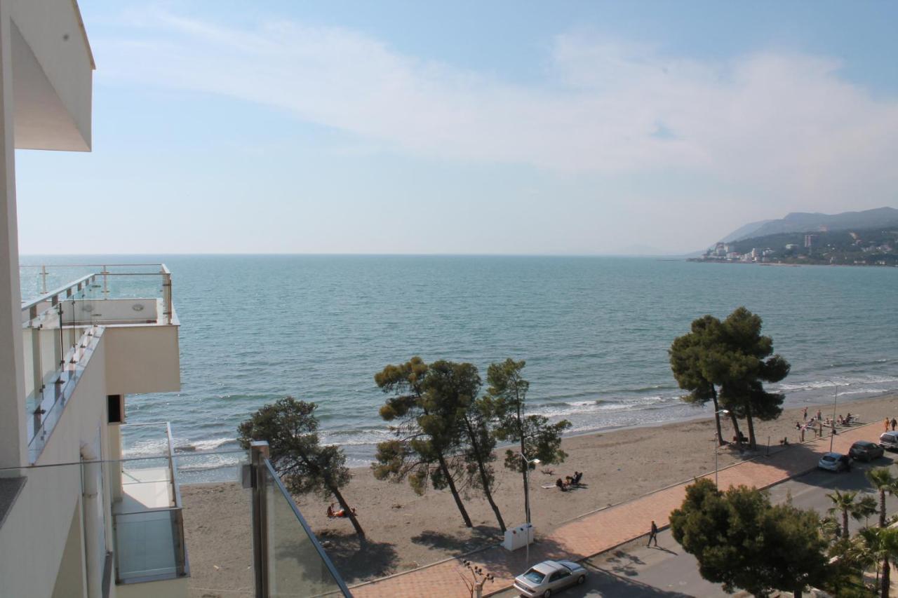 Blue Apartments & Hotel Shengjin Luaran gambar