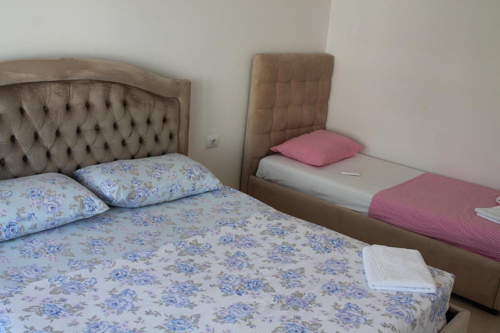 Blue Apartments & Hotel Shengjin Luaran gambar