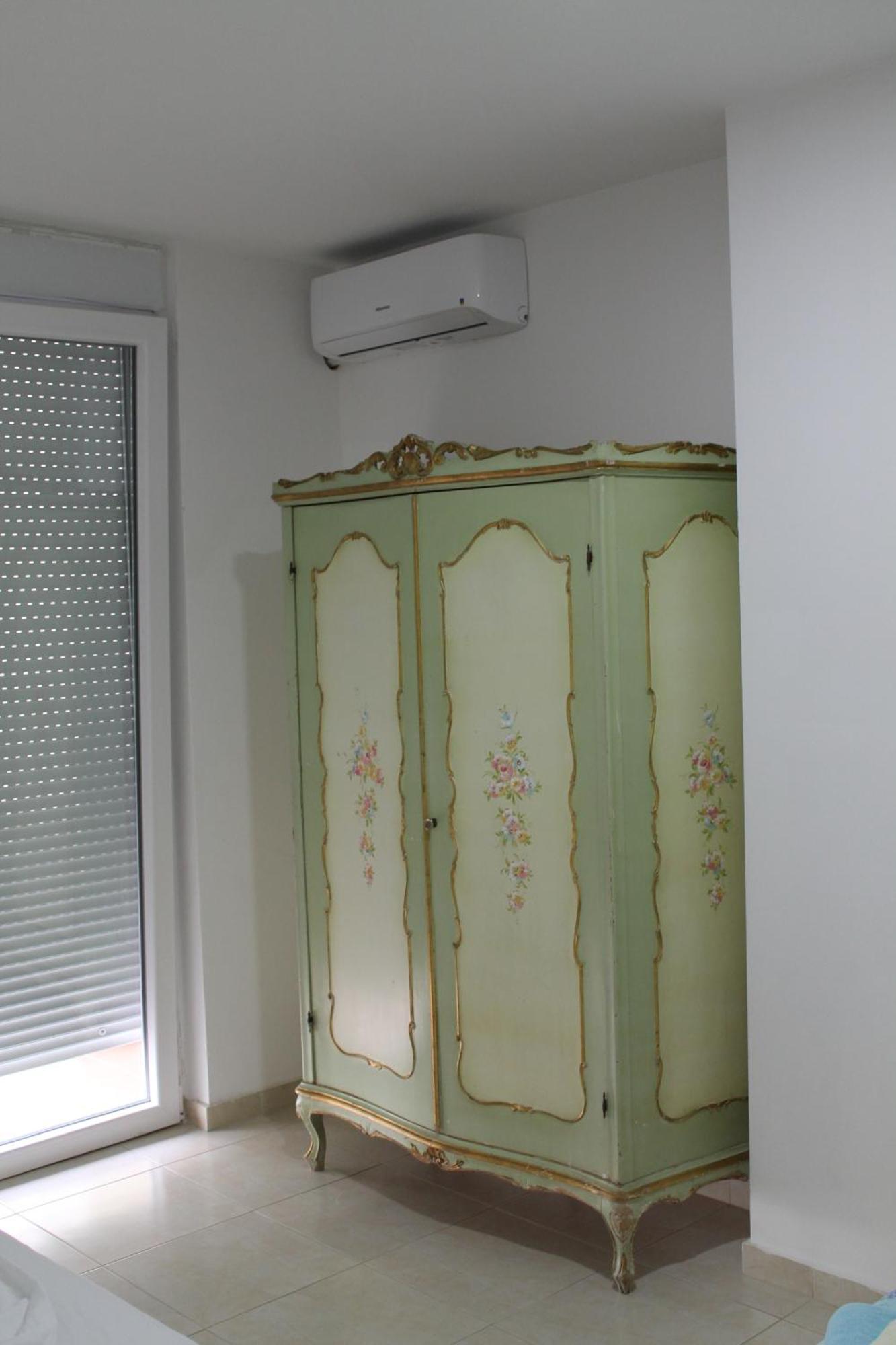 Blue Apartments & Hotel Shengjin Luaran gambar