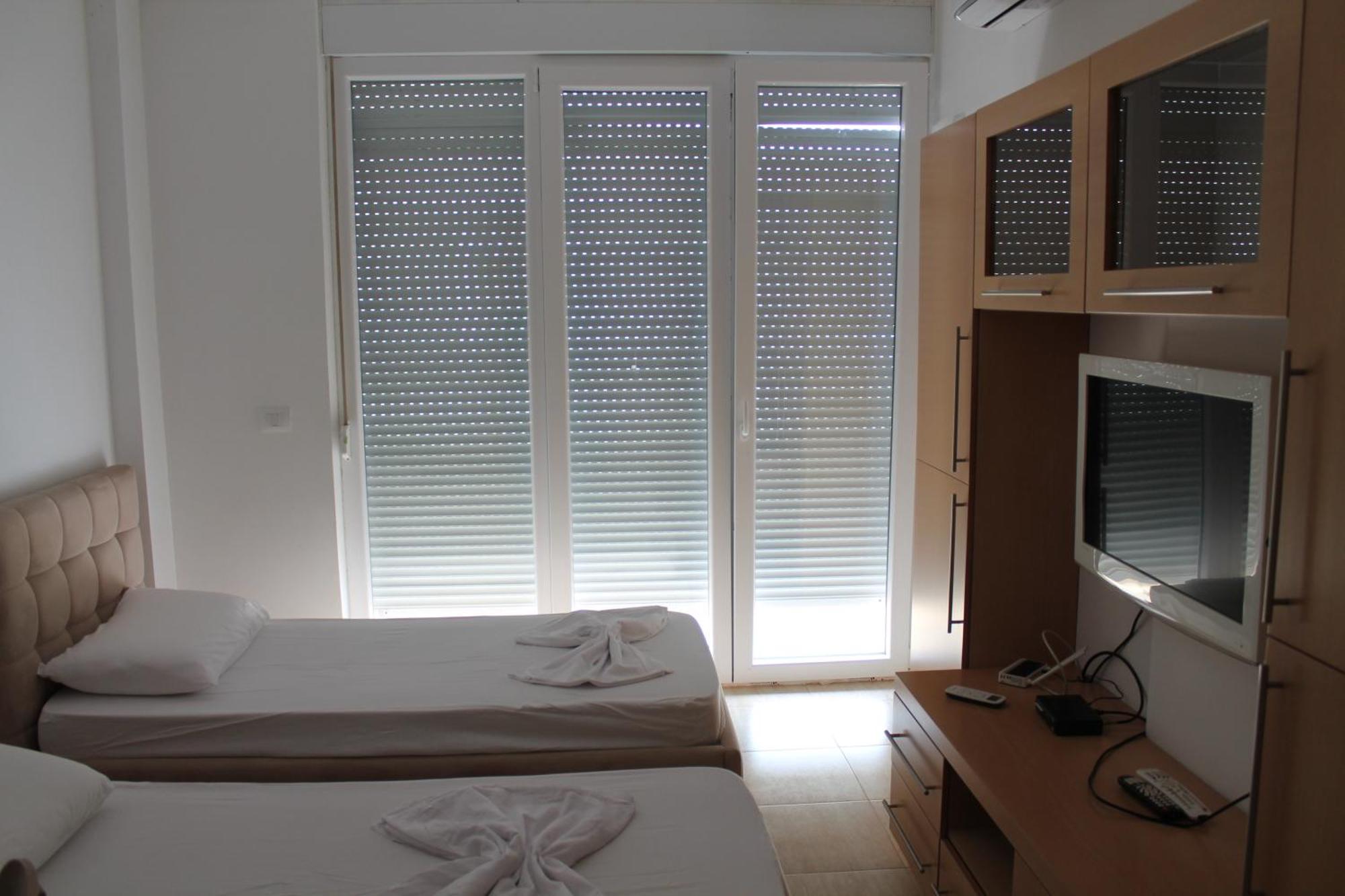 Blue Apartments & Hotel Shengjin Luaran gambar